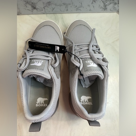 Sorel Women's Out N About III Low Sneaker - Moonstone/Dove 9.5 - Picture 8 of 8